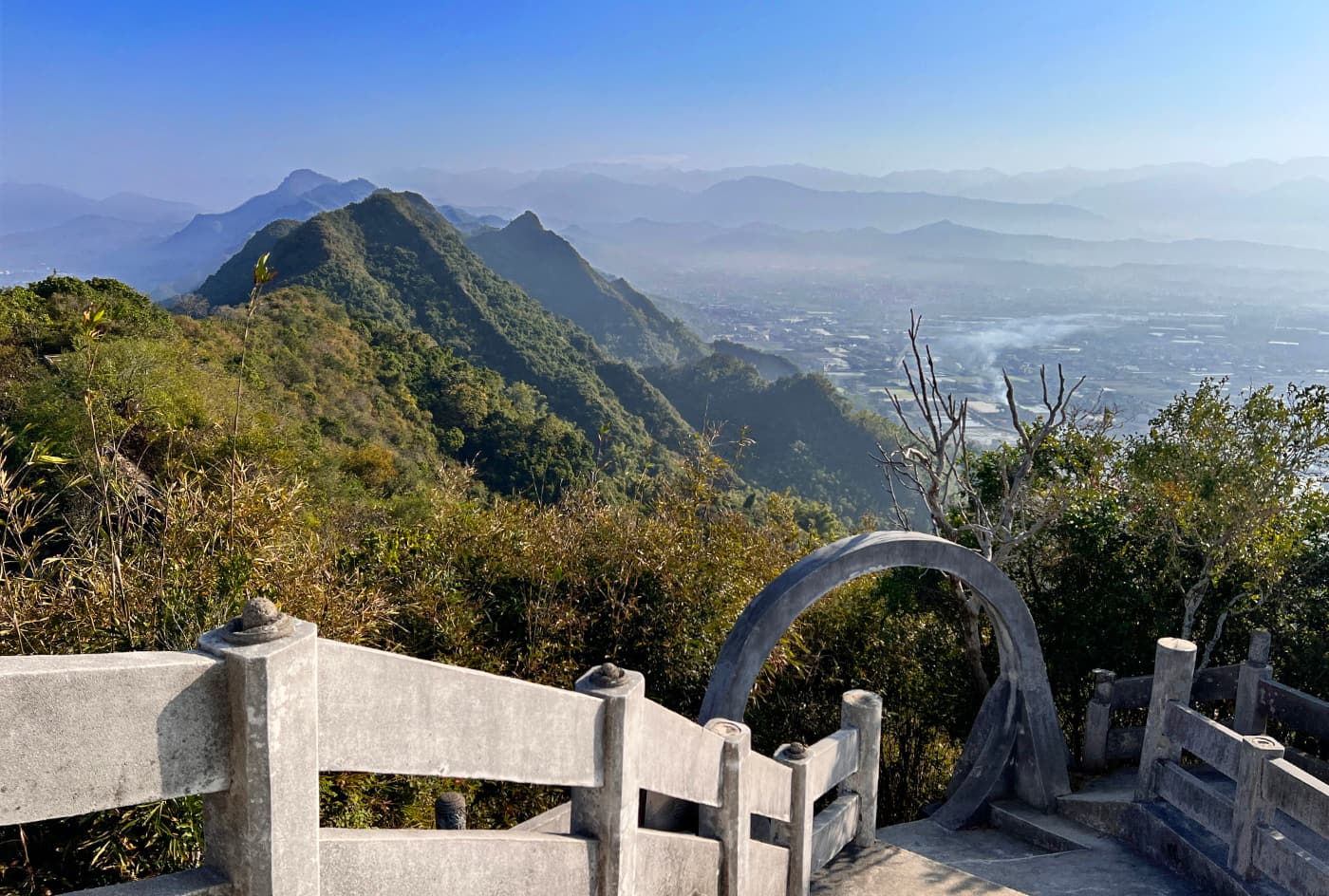 Qiwei Mountain View in Meinong